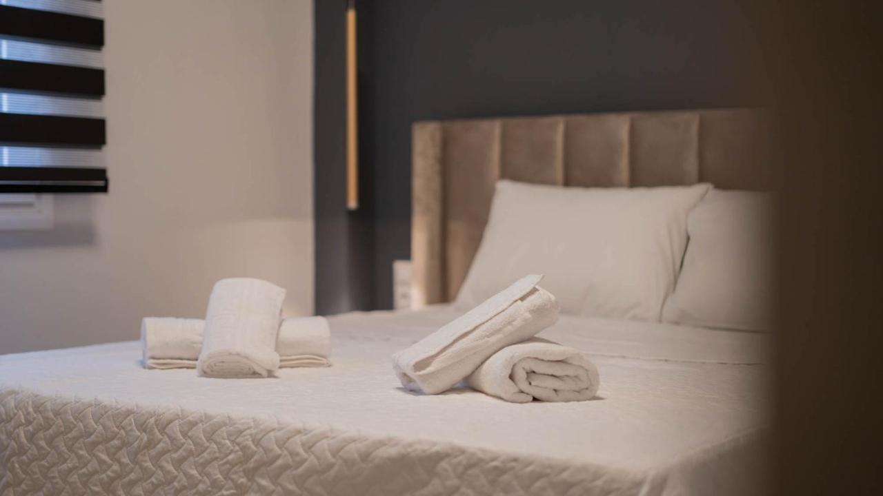 Mythic Meteora Apartment Kalampáka Ngoại thất bức ảnh